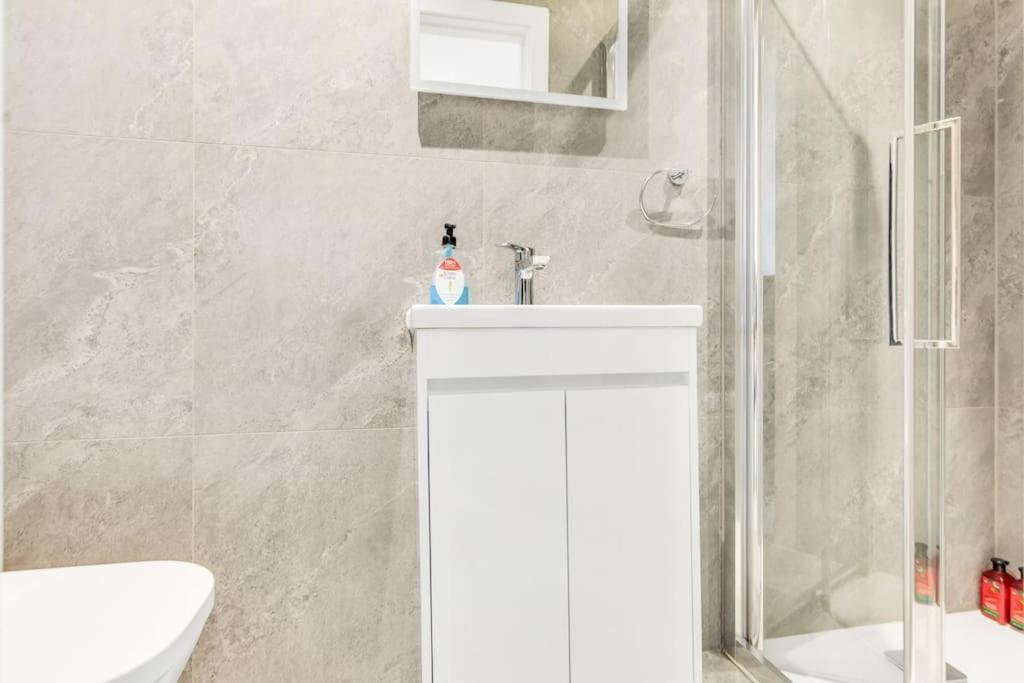 Lux St Johns Wood - Sleeps 7 Apartament *