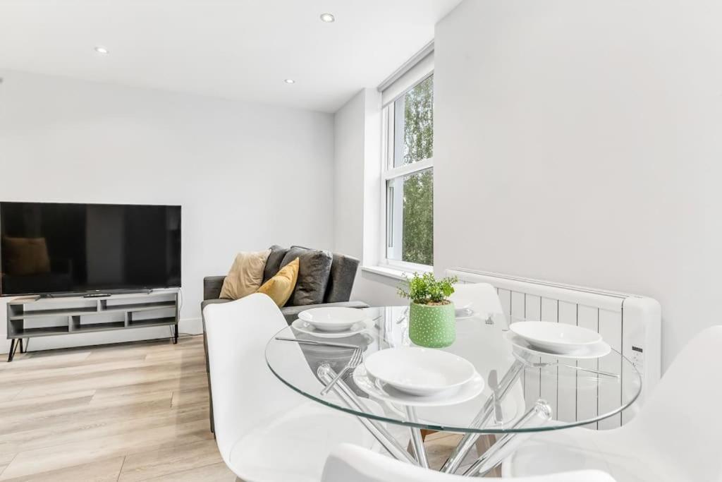 Lux St Johns Wood - Sleeps 7 Apartament