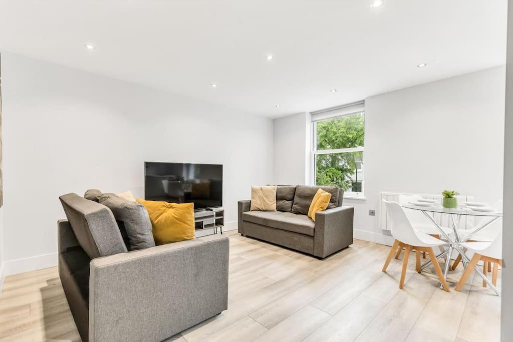 Apartament Lux St Johns Wood - Sleeps 7 Londra